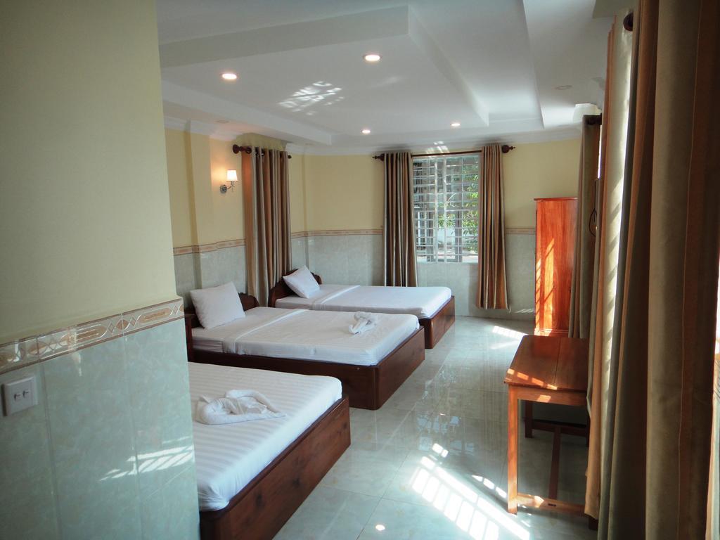 Borey Vatanac Guesthouse Kampot Exterior photo